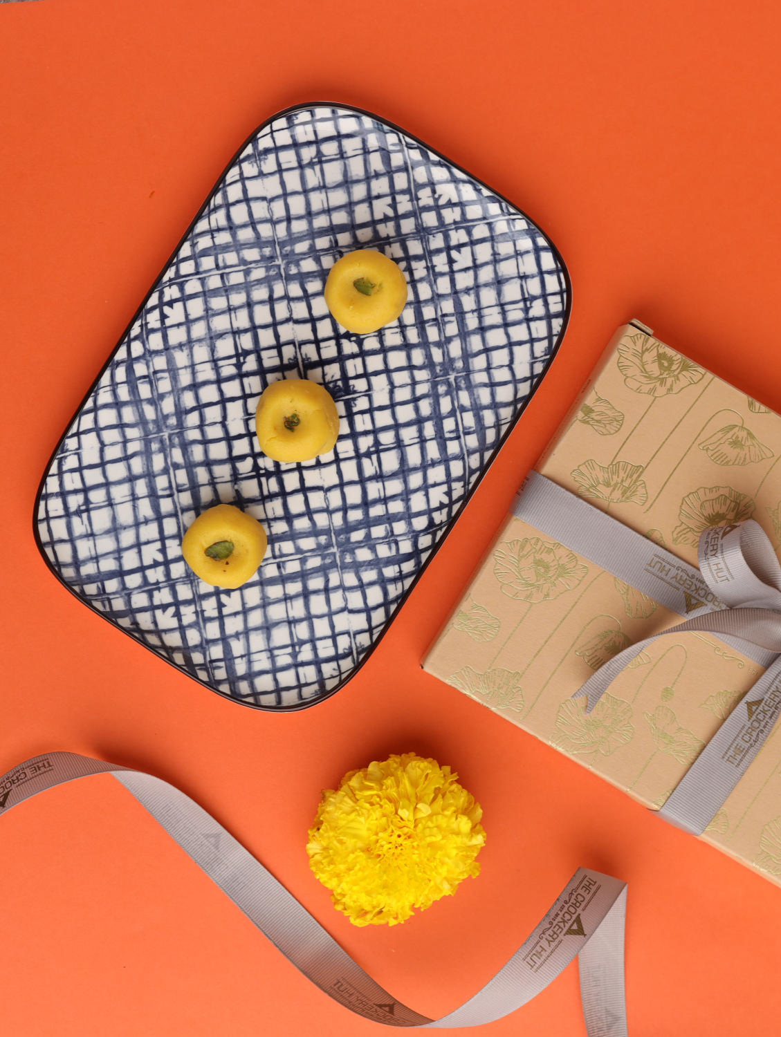 BLUE PLAID Rectangular Plate- Medium 9"