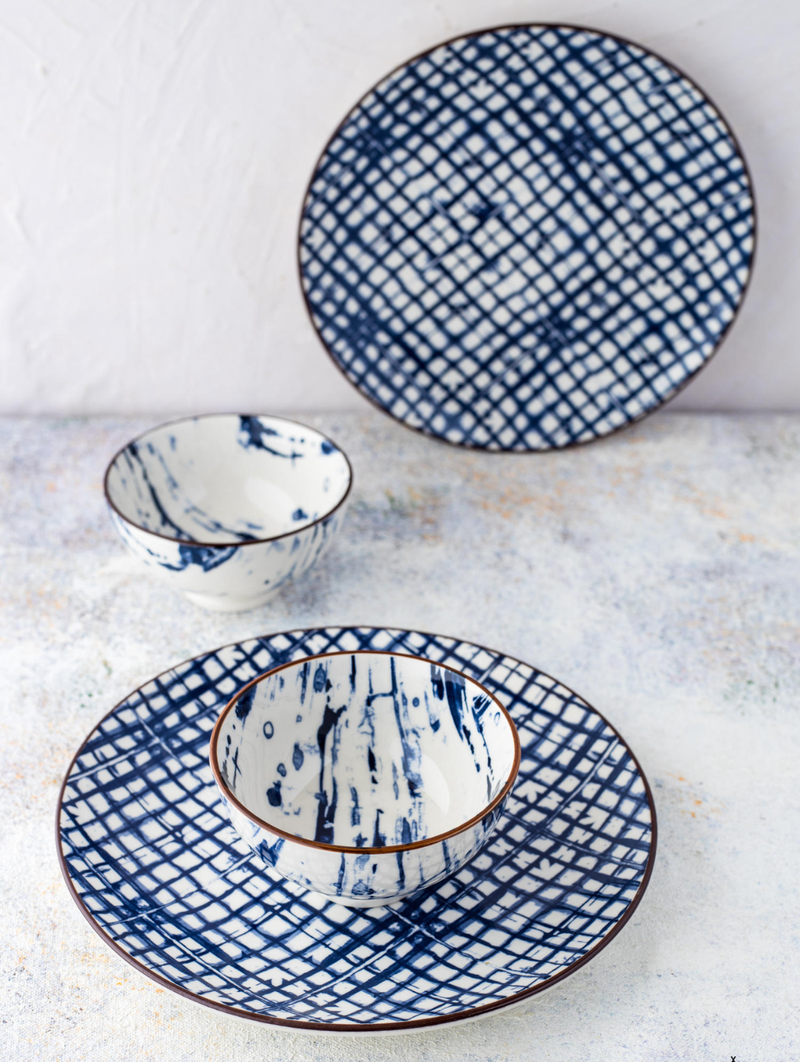 BLUE PLAID Round Side Plate 7.5"