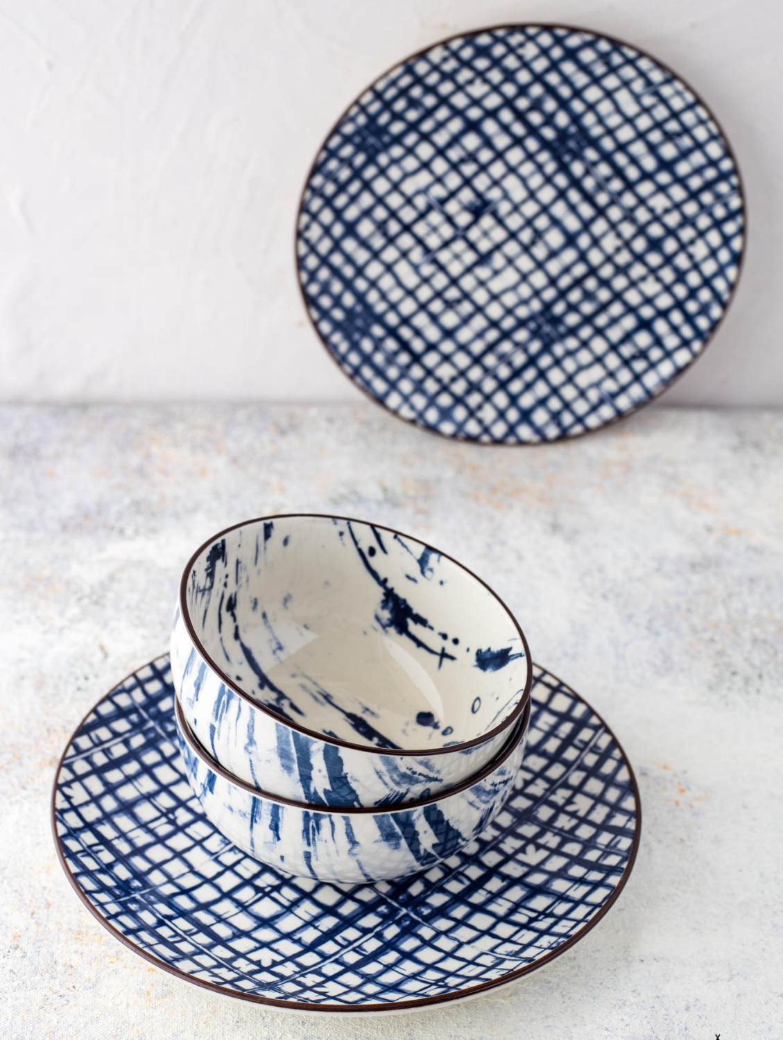 BLUE PLAID Round Side Plate 7.5"