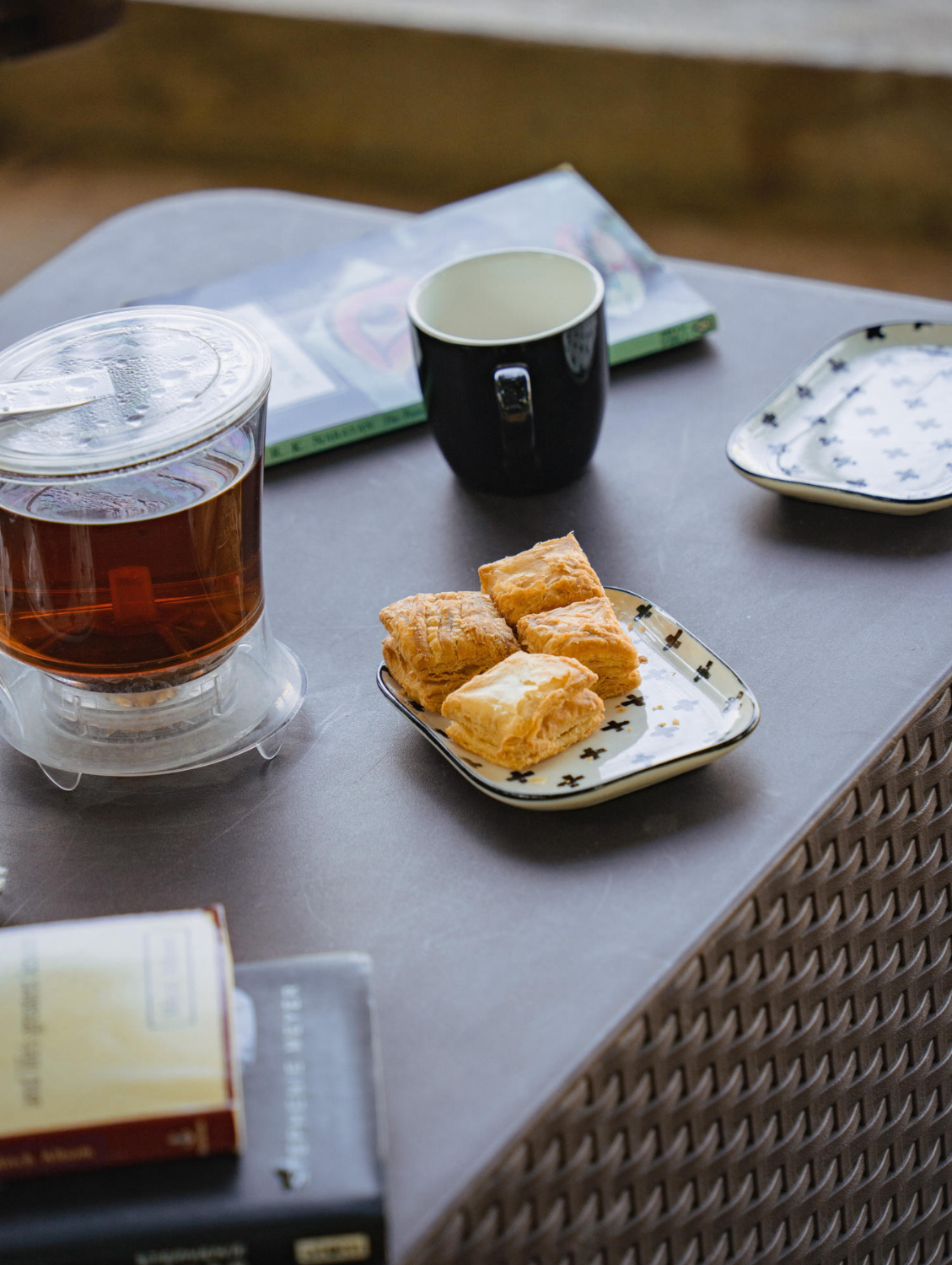 BLACK GLAZE Chai Cup