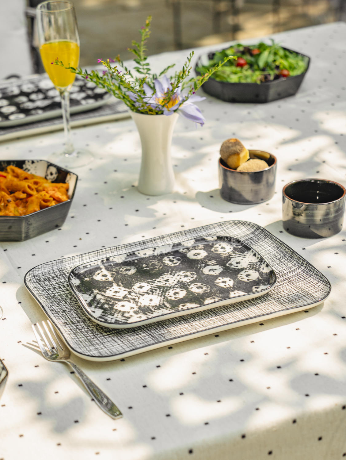 Carbon & Ash Rectangular Plate- Medium 9"