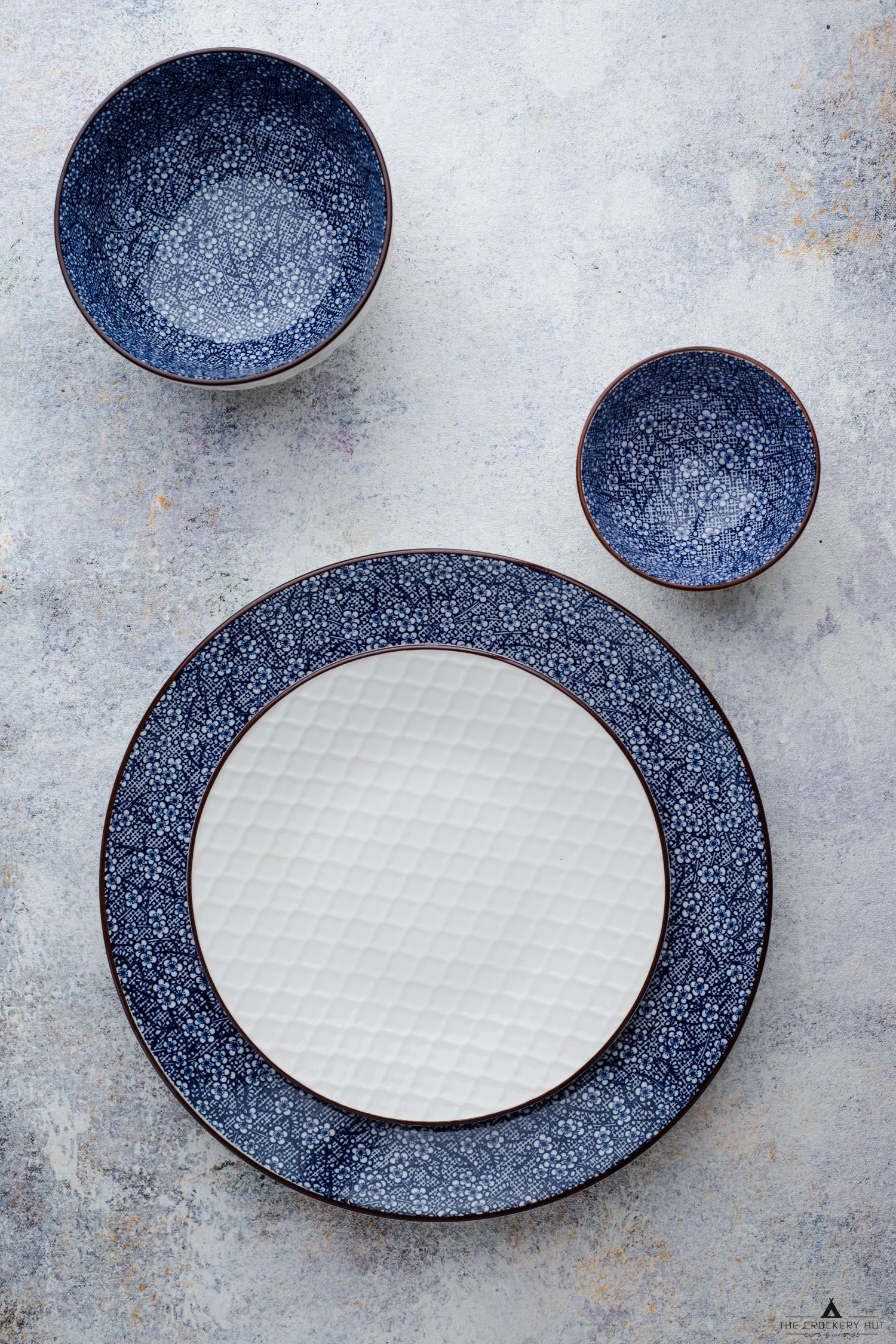 EMBOSSED SMOKEY Round Side Plate 7.5"