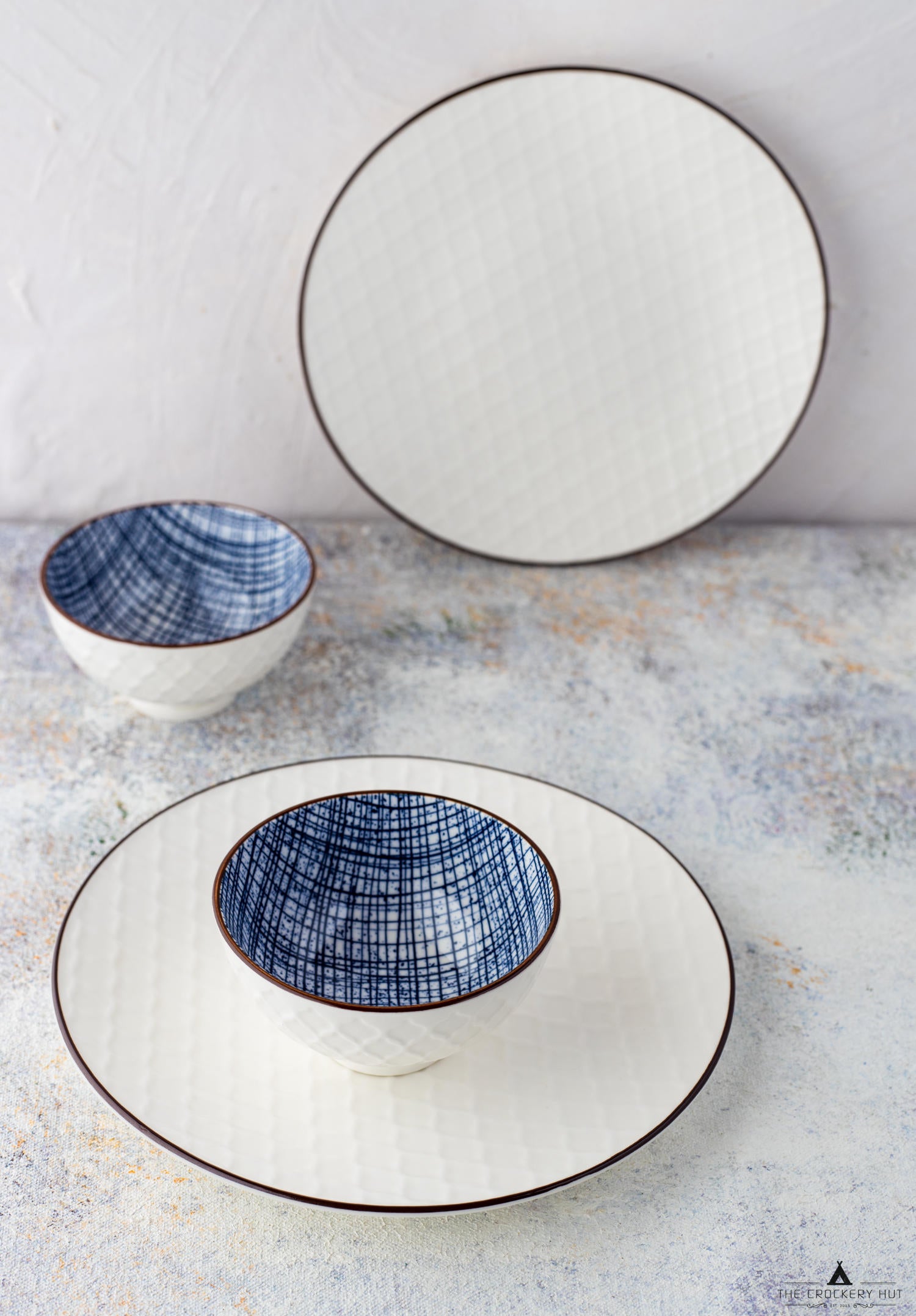 EMBOSSED SMOKEY Round Side Plate 7.5"
