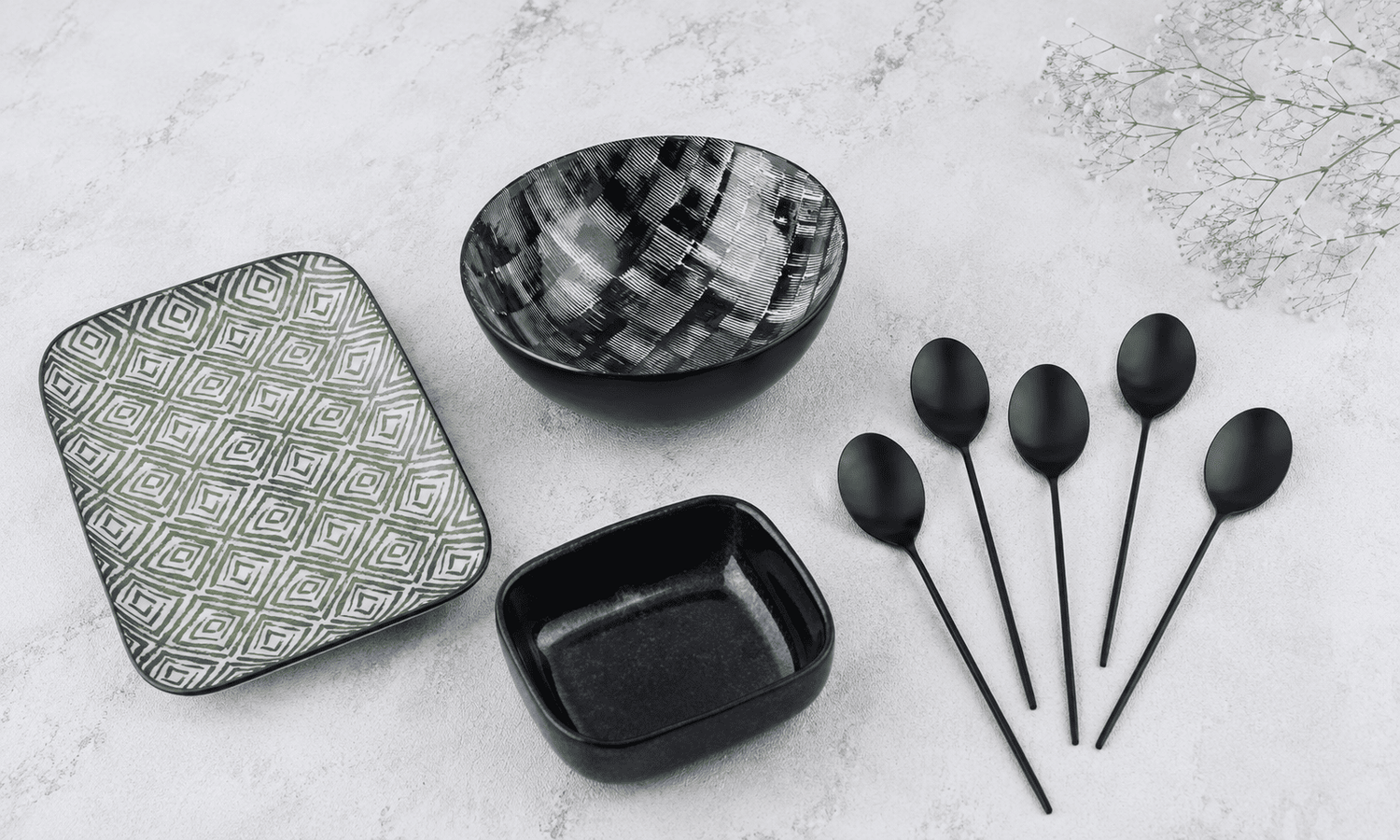 Types of Crockery and Cutlery: Uses, Materials and Buying Tips