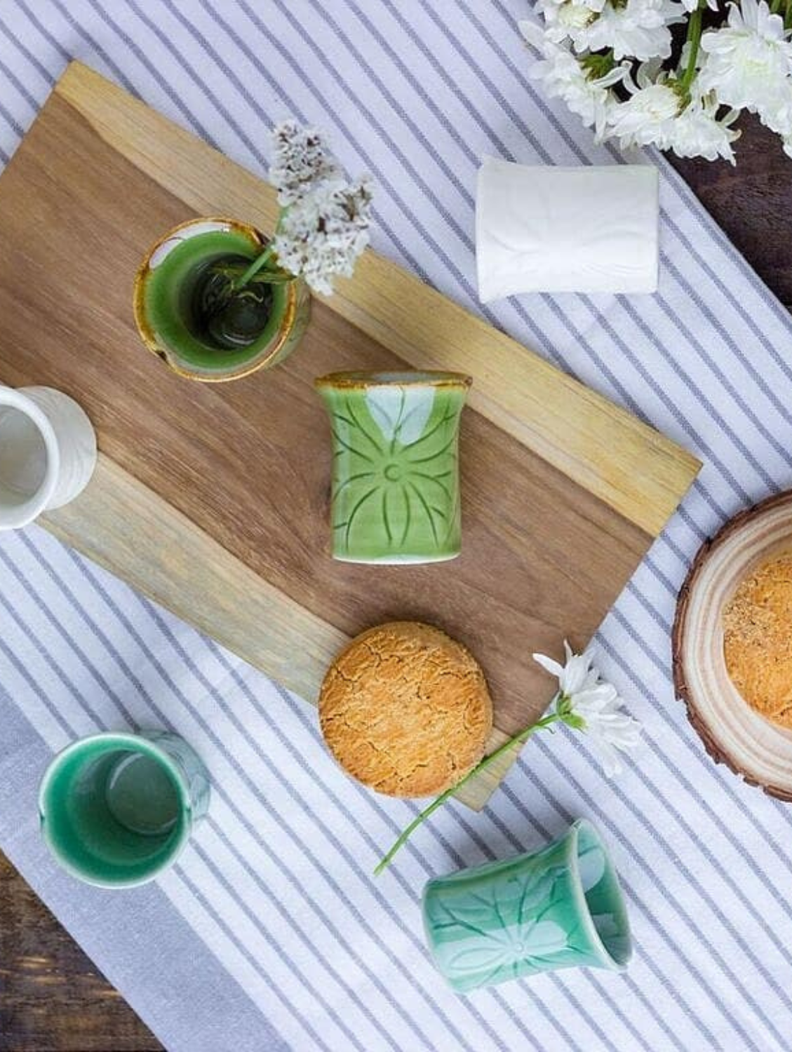 GREEN Tea Set With Wooden Platter